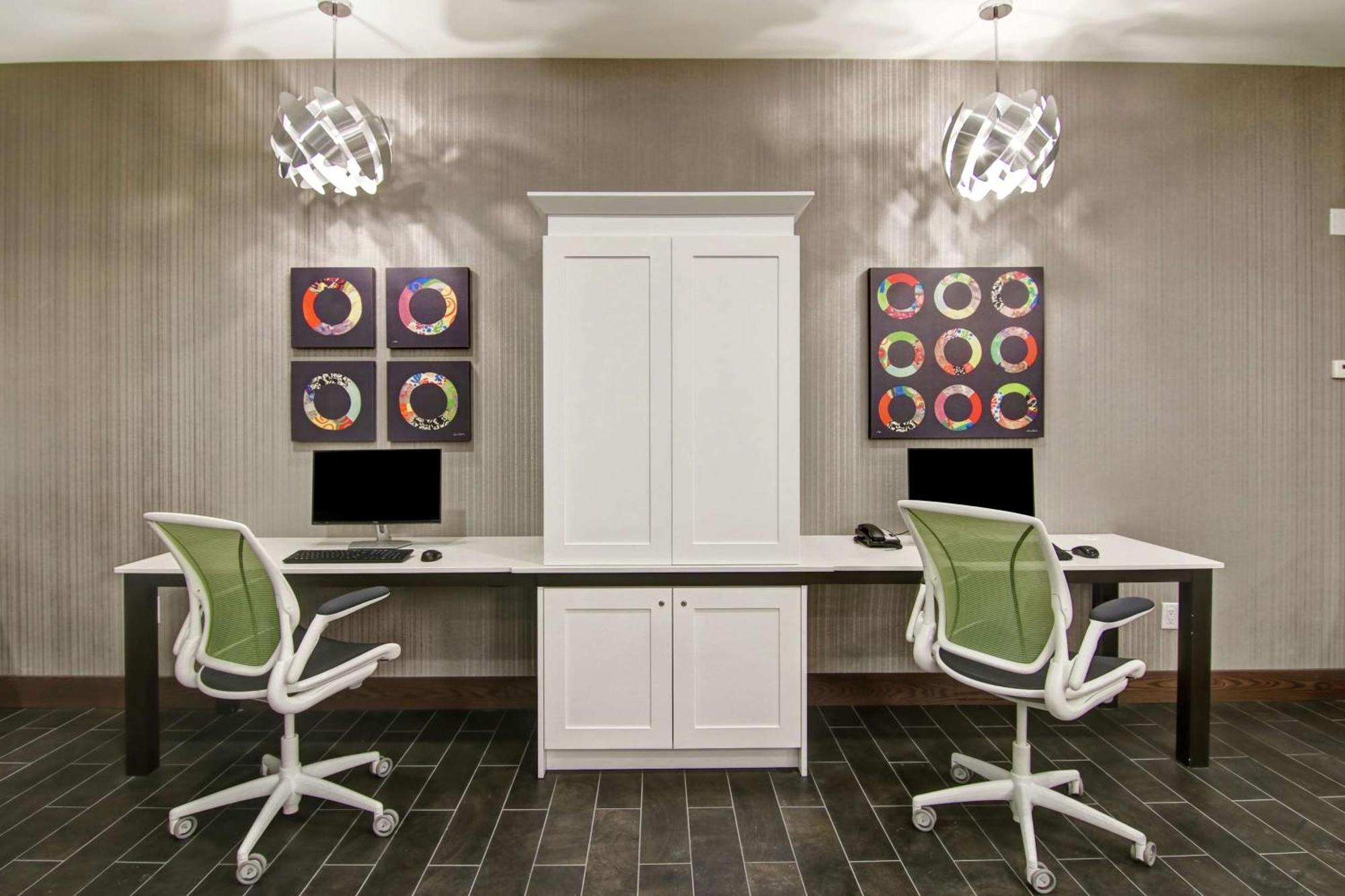 Home2 Suites By Hilton Edmonton South Екстер'єр фото