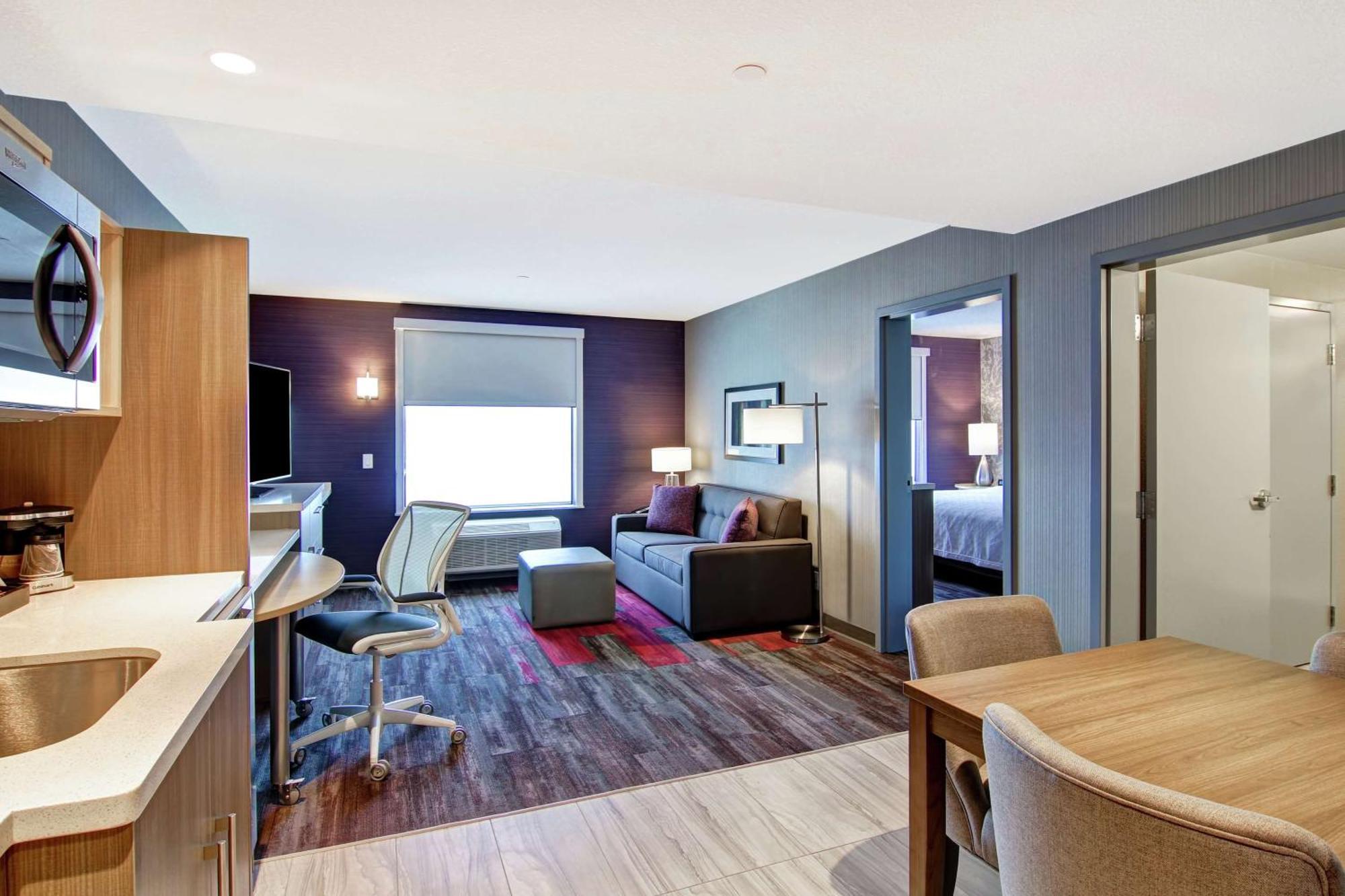 Home2 Suites By Hilton Edmonton South Екстер'єр фото