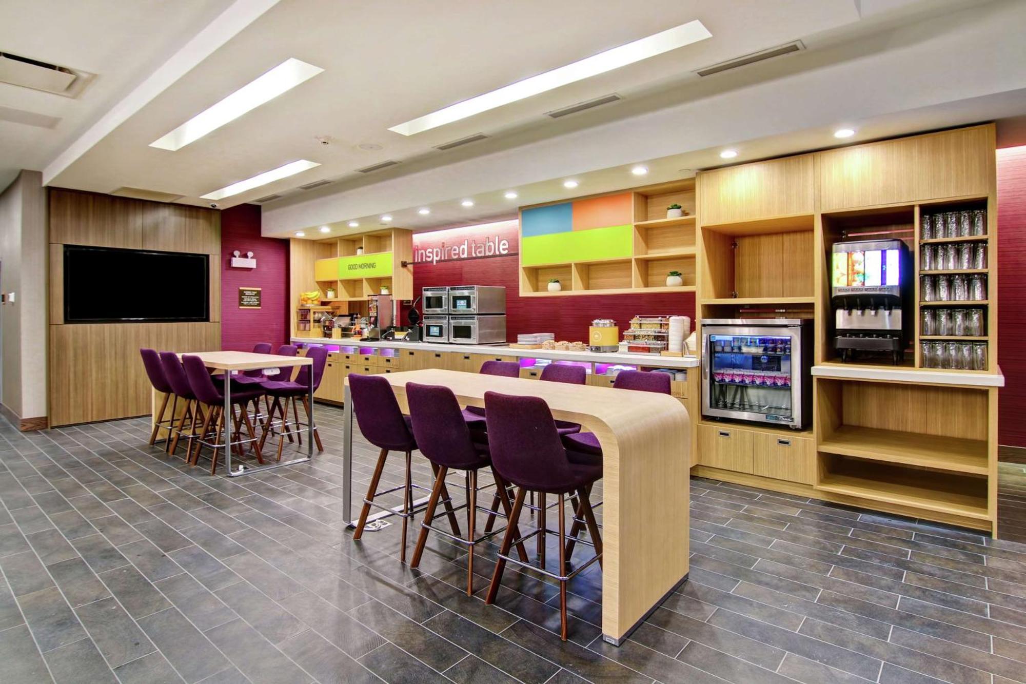 Home2 Suites By Hilton Edmonton South Екстер'єр фото