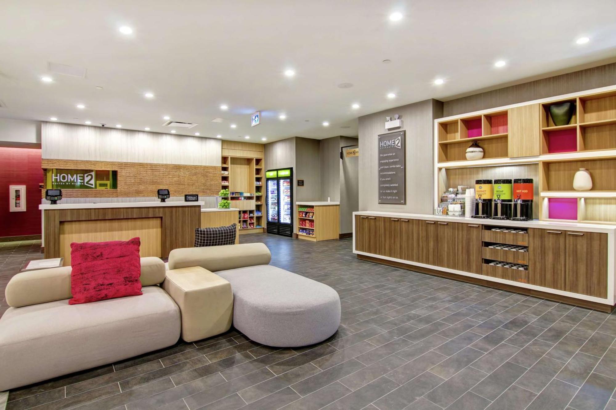 Home2 Suites By Hilton Edmonton South Екстер'єр фото